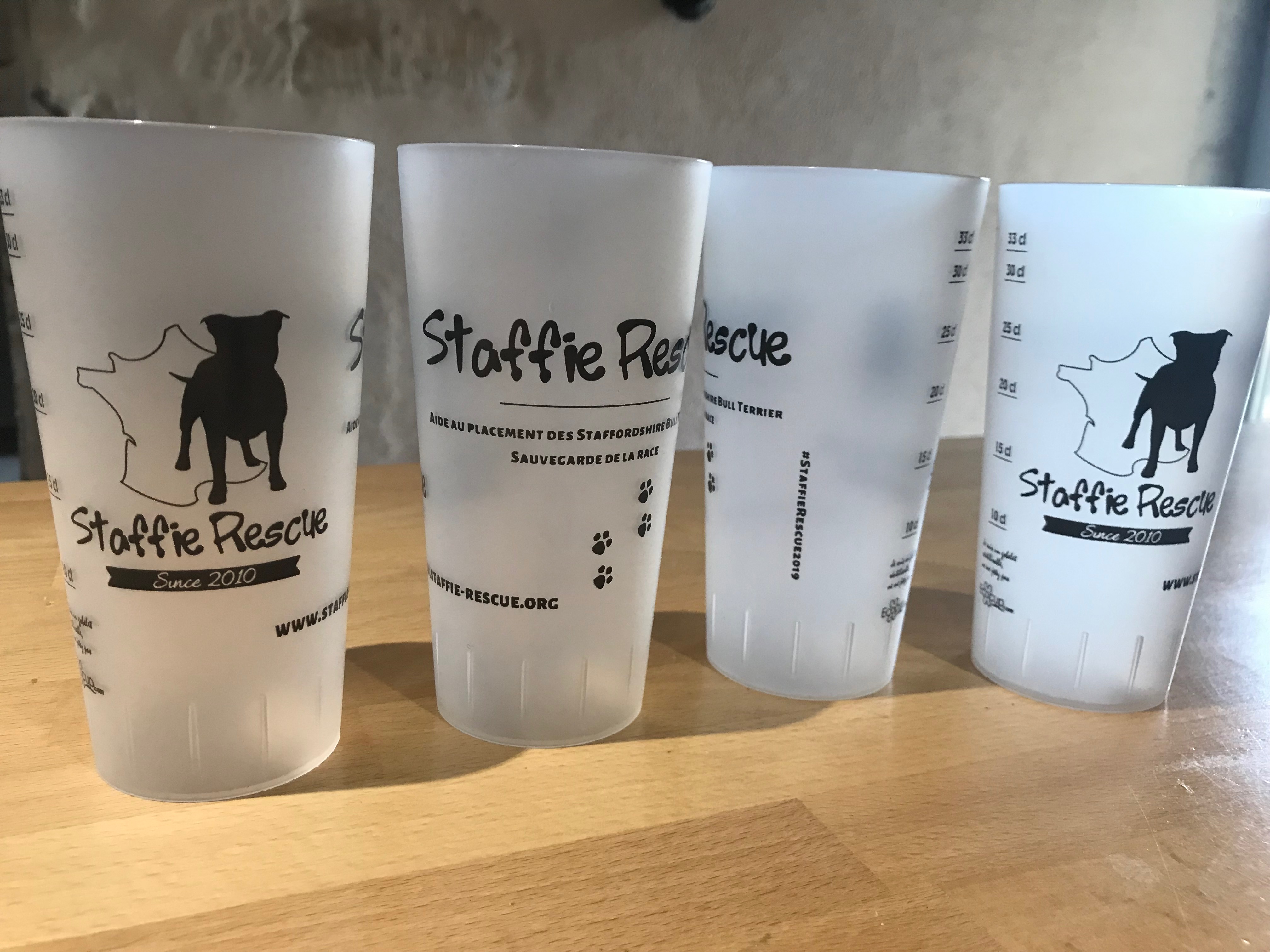 Gobelet en plastique Ecocup  33 35 cl Staffie Rescue France